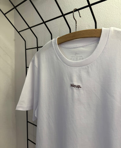 SHIRT.WEISS MIT BEERE